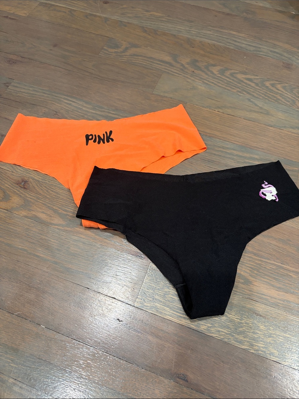 PINK Victoria's Secret Orange & Black Seamless Halloween cheekster Set